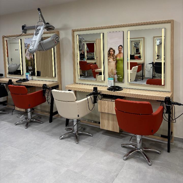 Poste de coiffage Saint Algue Langueux