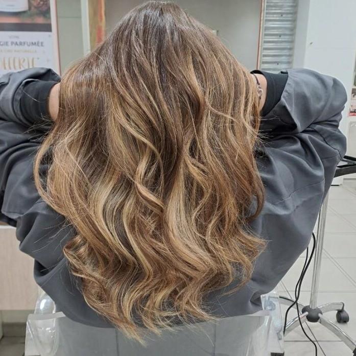 Balayage Bronde pour donner de la profondeur à votre chevelure