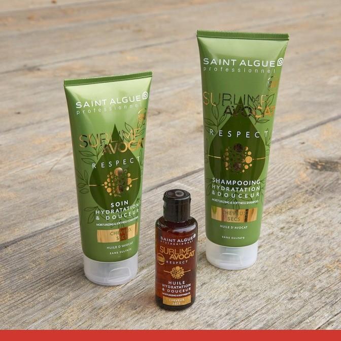 LE RITUEL SUBLIME HYDRATATION Sublimez vos cheveux ternes grâce à ce service enrichi en huile d’avocat. Il est idéal pour les cheveux secs, en manque d’hydratation et d’éclat. Les cheveux retrouvent souplesse et légèreté pour un toucher soyeux !